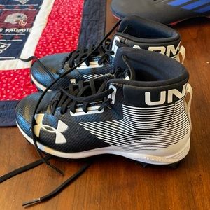under armour cleats boys